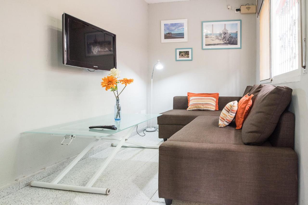 Malagaonbeach 1 - Two Bedrooms - Up To 3 People - 10 Meters Beach Luaran gambar