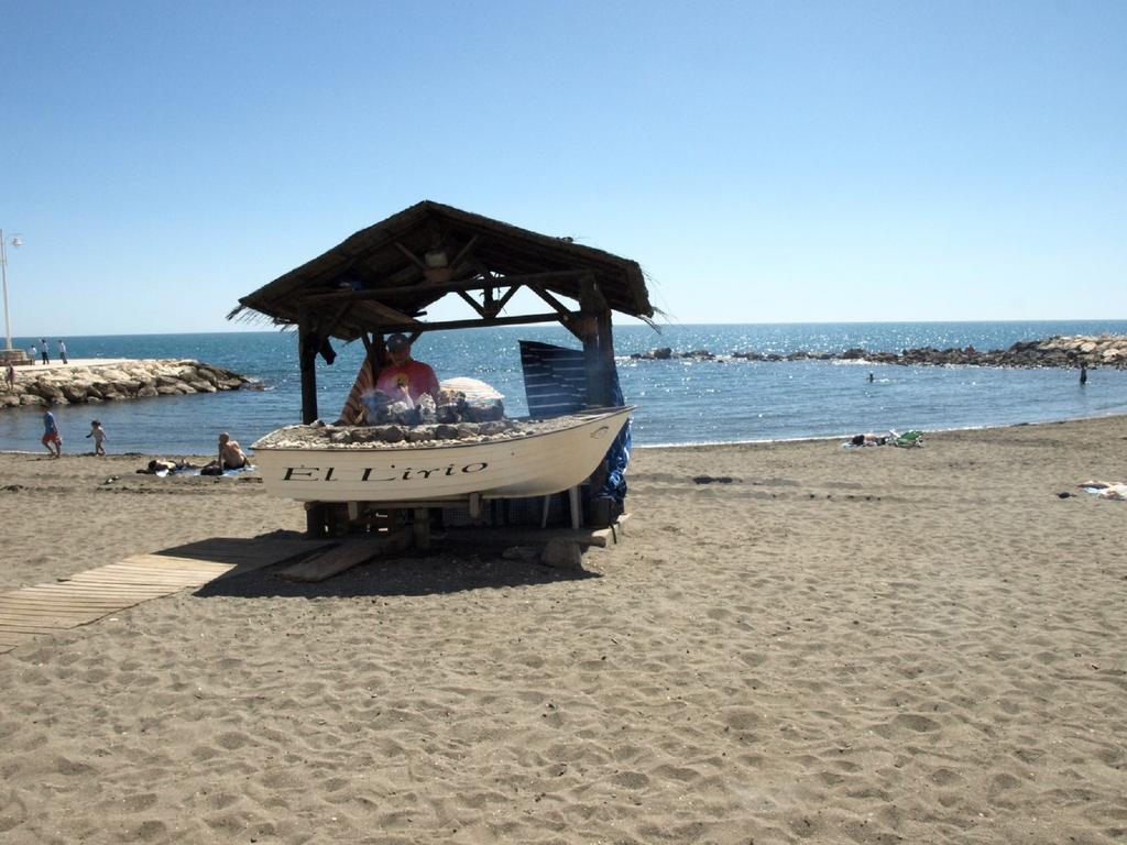 Malagaonbeach 1 - Two Bedrooms - Up To 3 People - 10 Meters Beach Bilik gambar